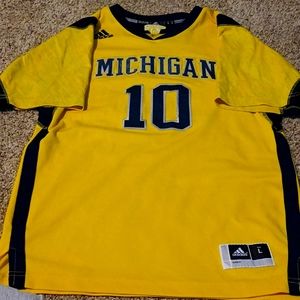Unique short sleeved Michigan basketball jersey Youth large